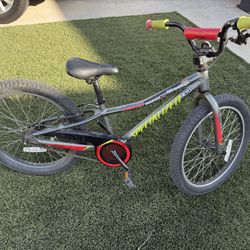 Specialized RipRock 20” Kids Bike