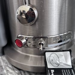 Breville Centrifugal Juicer, 800JEXL Juice Fountain eElite, Brushed Stainless Steel