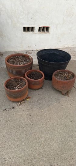 Bundle of 5 pots