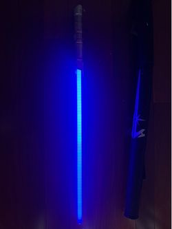 Disney Galaxy's Edge Savi’s Workshop Lightsaber w/ Sheath & 31" Blade (Blue)