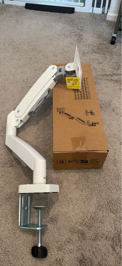 Single Monitor Mount - Holds up to 32”