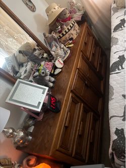 FREE DRESSER AND MIRROR