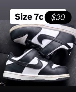 Nike panda dunks size 7c baby shoes