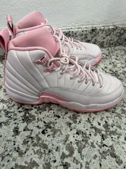 Girls shoes