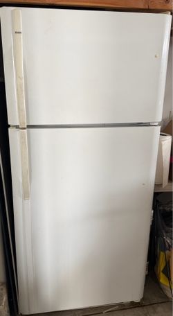 Kenmore Refrigerator – $50