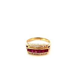 Lady’s Stone , Diamonds And Gold Ring 14k
