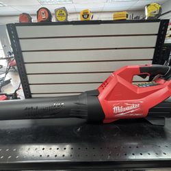Milwaukee Blower & Trimmer Combo Set 