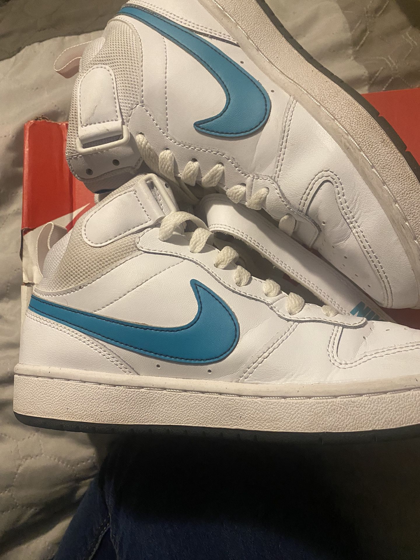 Nikes Shoes For Kids Size 5.5