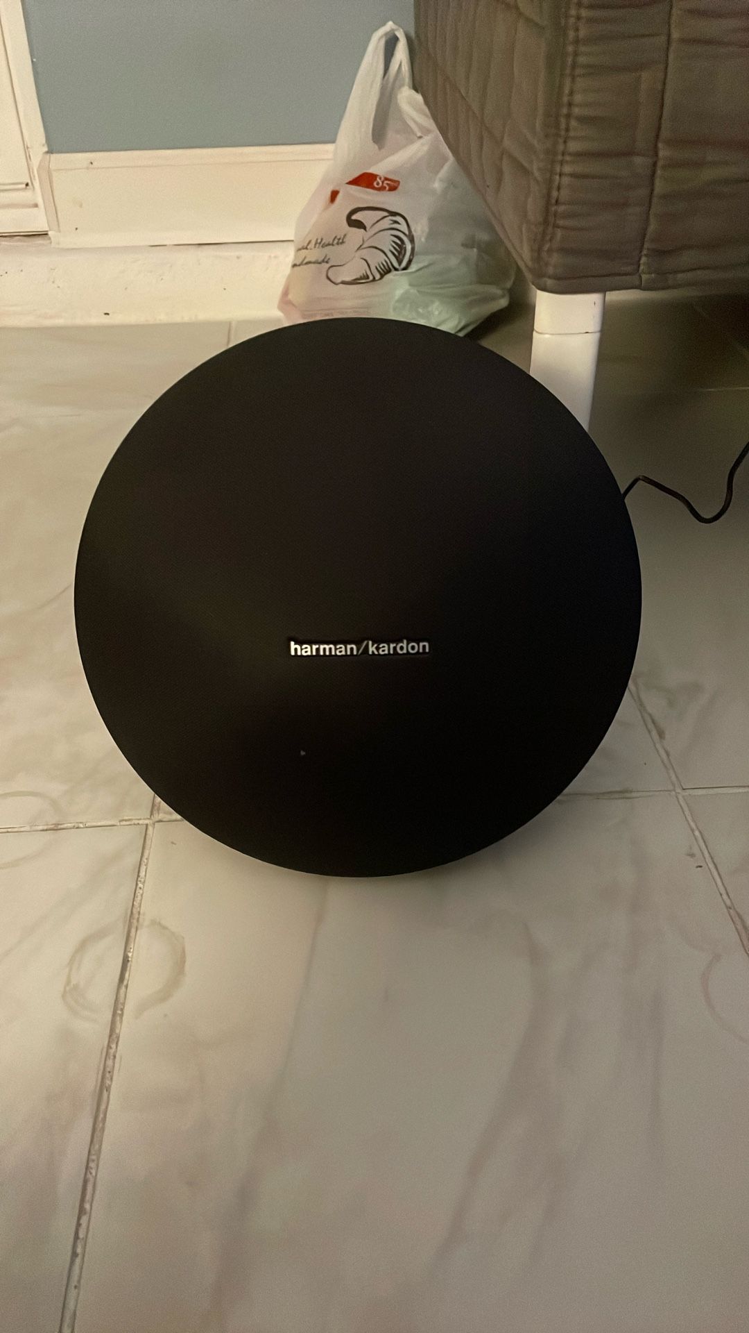 Harman/kardon speaker
