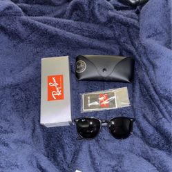 Women’s Rayban Sunglasses 