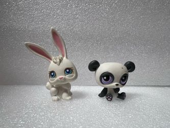 Lps 2 figures BUNNY RABBIT # 3 Authentic Littlest Pet Shop Hasbro LPS White and panda purple eye