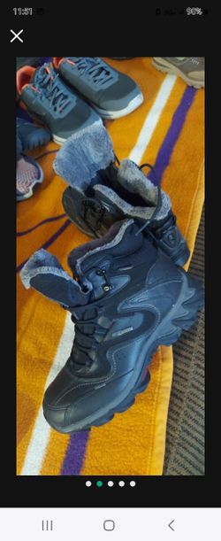 SALOMON WATERPROOF BOOTS