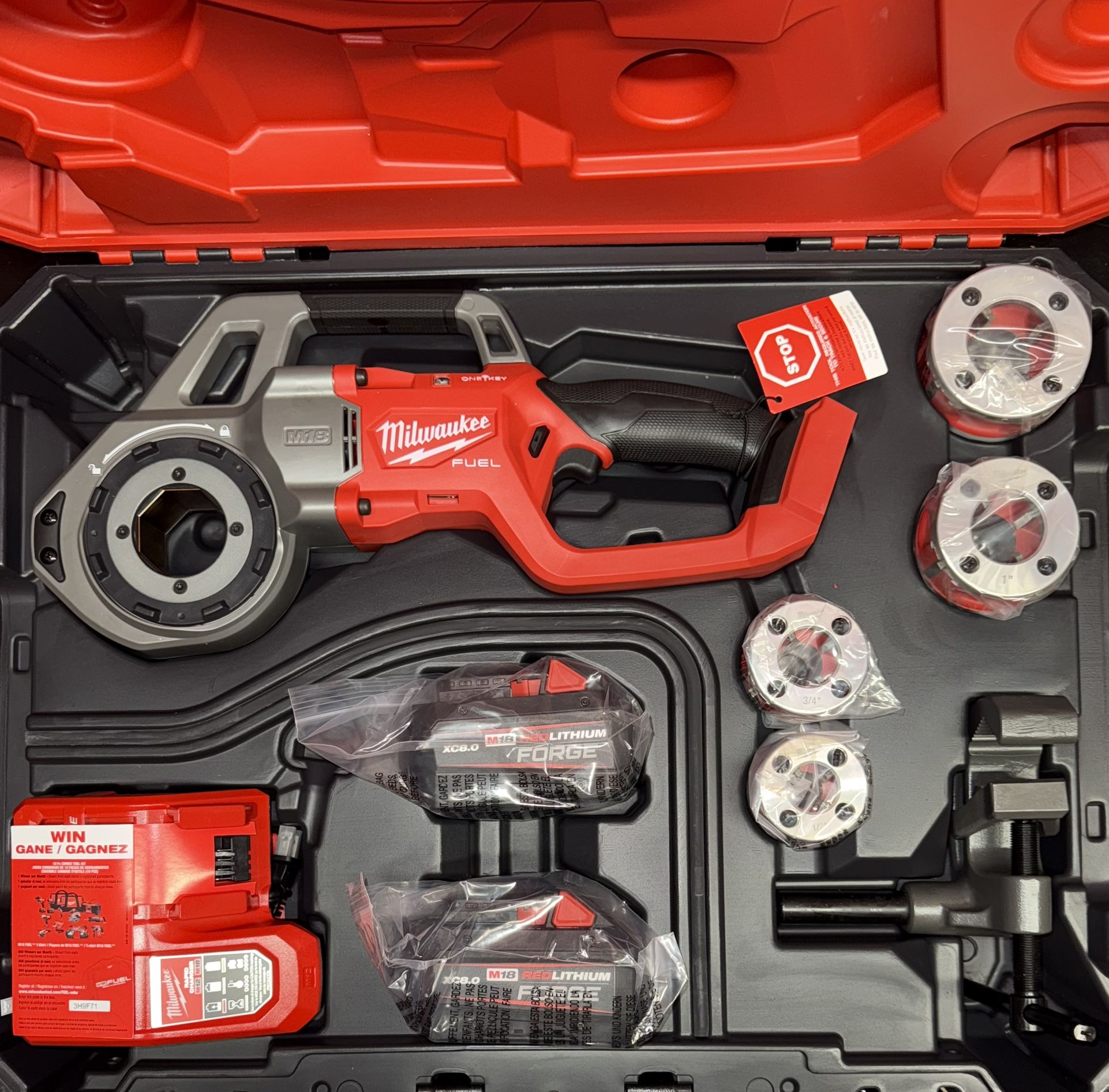 Milwaukee M18 Fuel Compact Pipe Threader Kit. 1/2”-1-1/4” Dies Included. Model #2870-22.