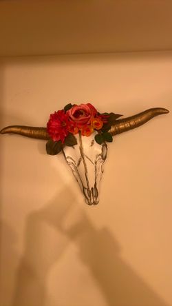 Skull with Floral Arrangement Decoration