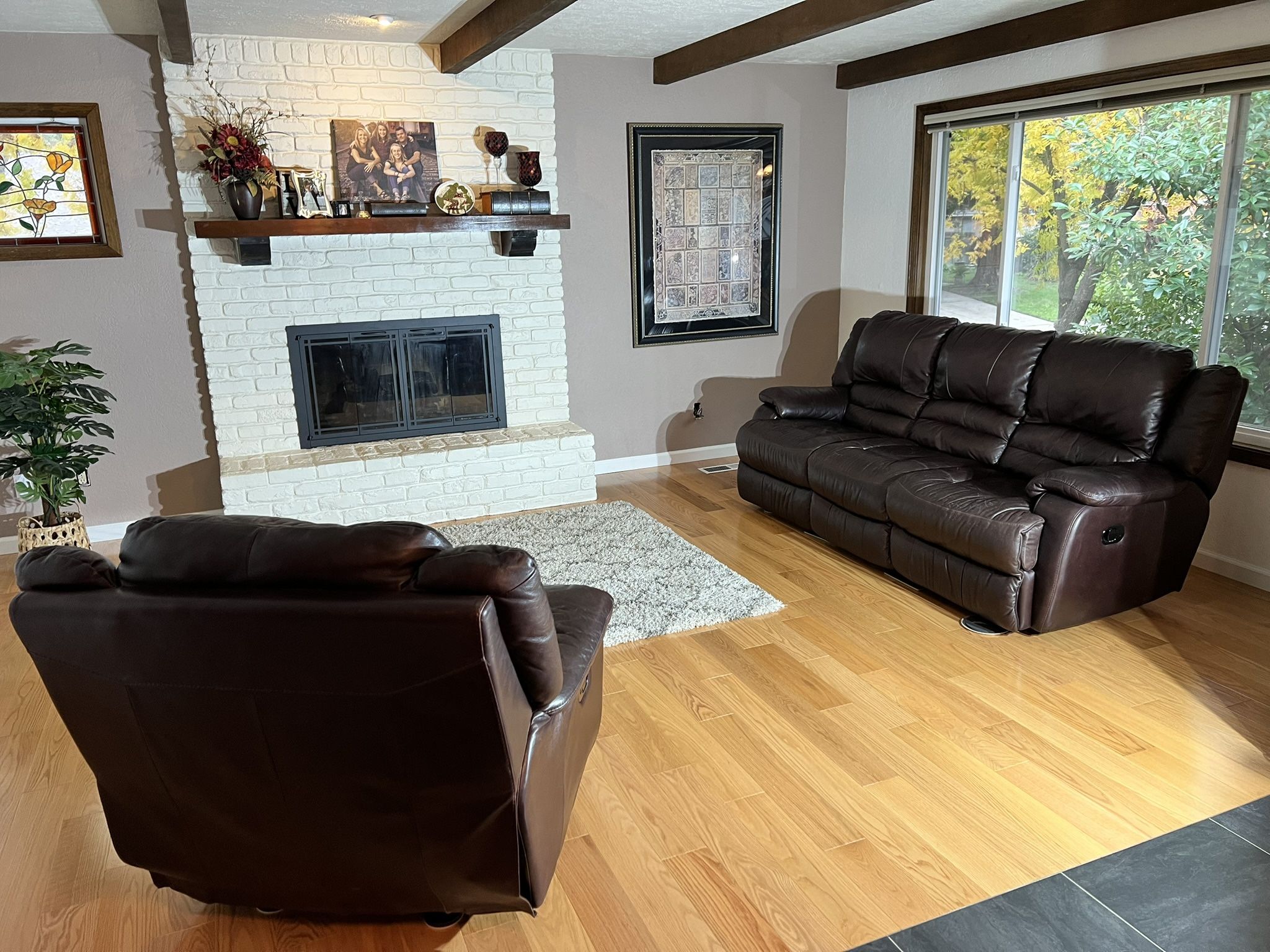 Brown Leather Sofa/recliner Set