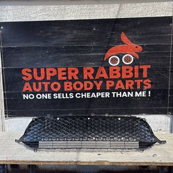 2023 Toyota Crown Hybrid Grille 2026