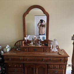 All Wood  4 Piece Bedroom Set 