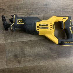 Dewalt Xr Brushless Sawzall 