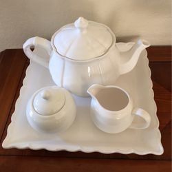 Gorgeous Tea set