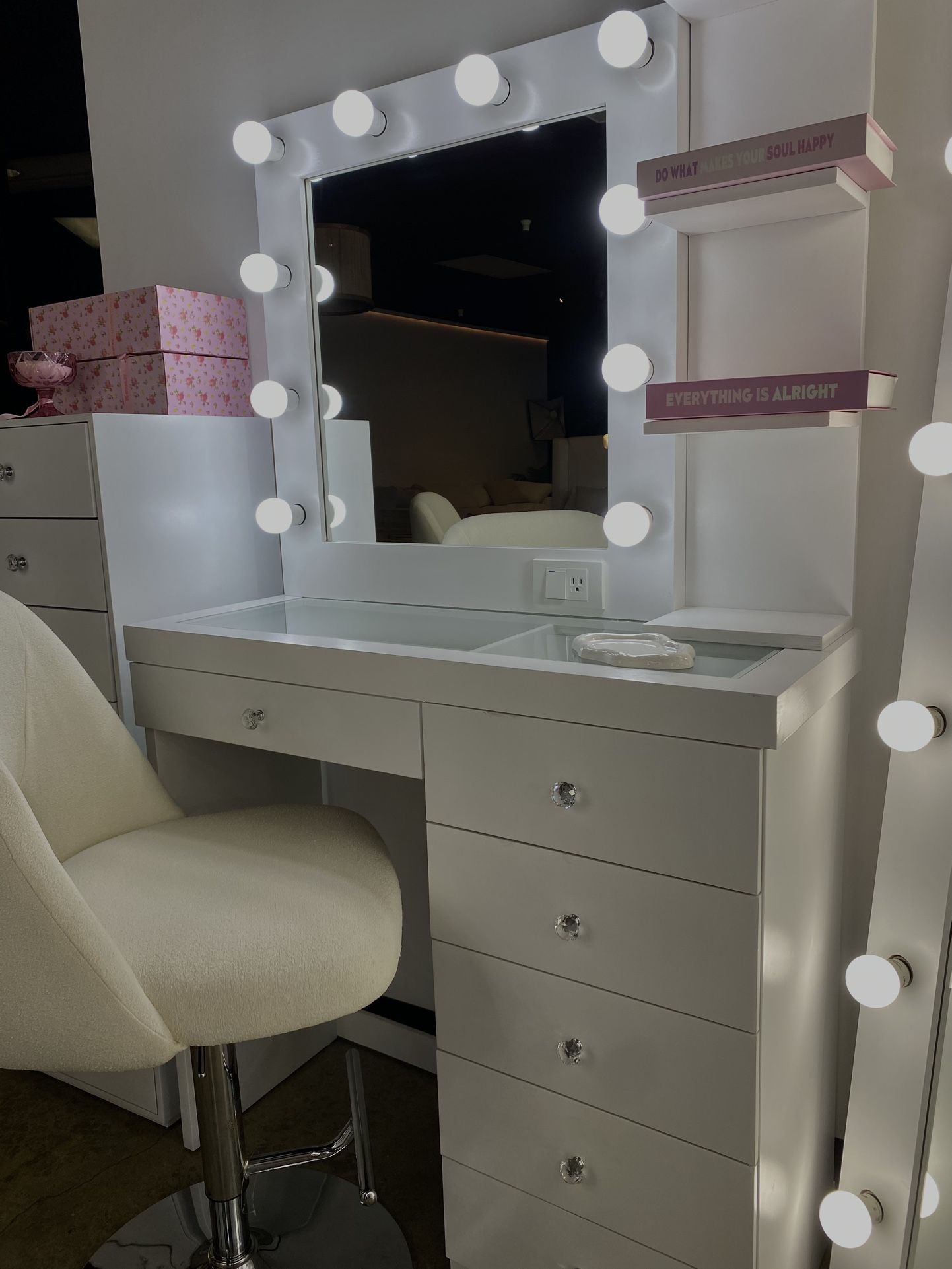 Luxury White Vanity Table w/ LED Mirror & Diamond Knobs 💎