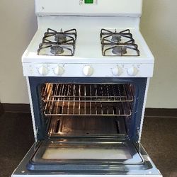 GE 4 Burner Gas Stove 30" Range Oven