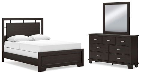 Dark Brown Wood Bedroom Set with Dresser and Mirror