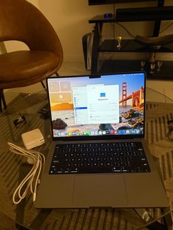 Macbook pro 14” pro m3 512gb