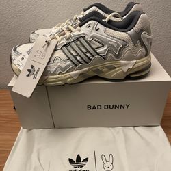 Bad Bunny - Adidas Response CL Sz 9 