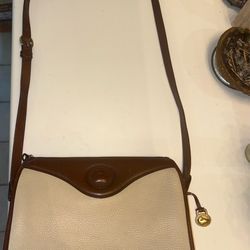 Vtg authentic Dooney & Bourke cream and brown crossbody bag