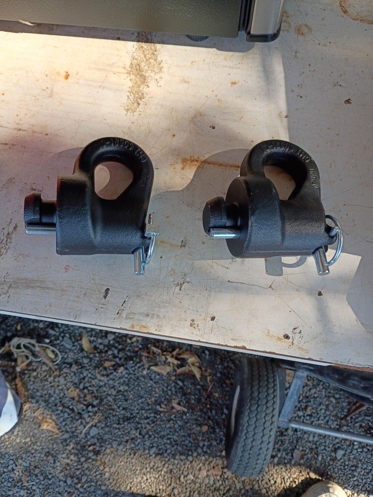 Goodneck Ball Trailer Lock Couplers
