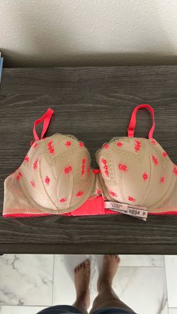 Victoria Secret bra