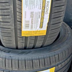 305/40/22 New Set Of Tires