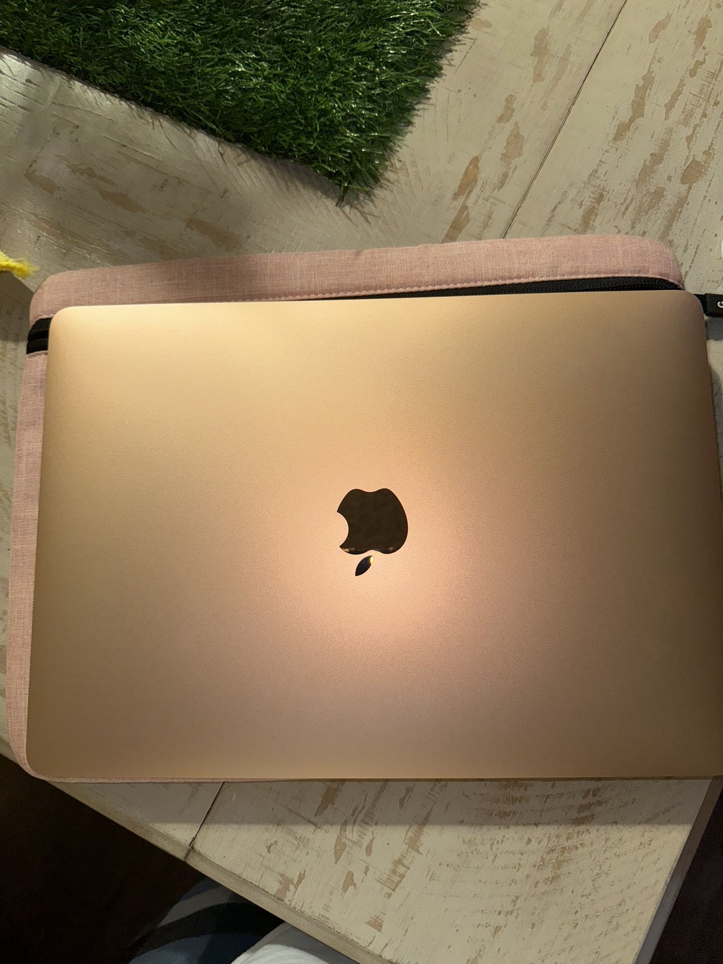 MacBook Air 13-Inch 