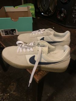 NIKE SB TEAM CLASSIC *NEW