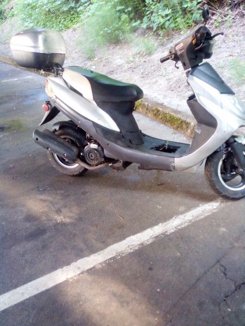 Scooter /moped