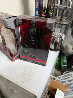 Star Wars Elite Series Darth Vader Action Figure