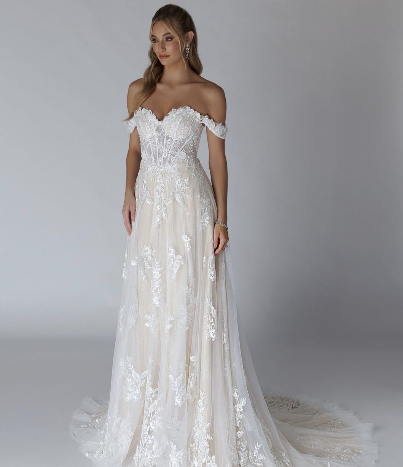 NEW WEDDING DRESSES!!
