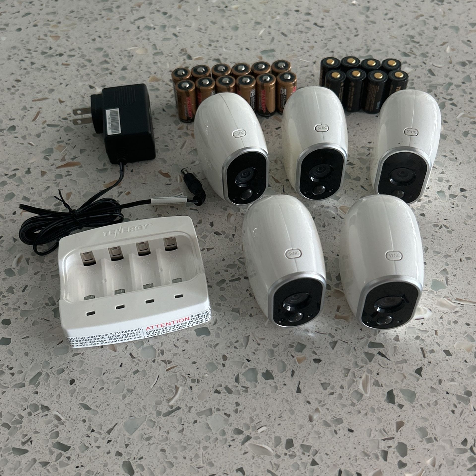 5 Arlo Netgear Cameras with 28 Rechargeable Batteries With Charger