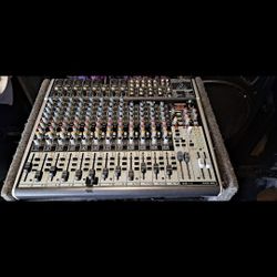 Mixer Beringer 16 Canales Buenas Condiciones 