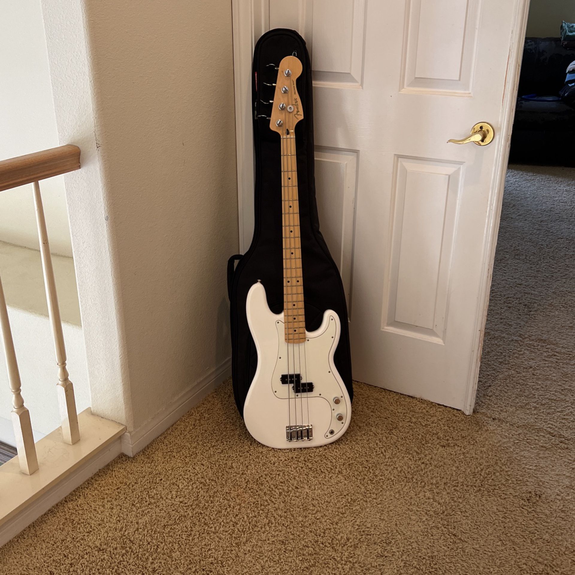 Fender P Bass with Soft Case, Pristine Condition