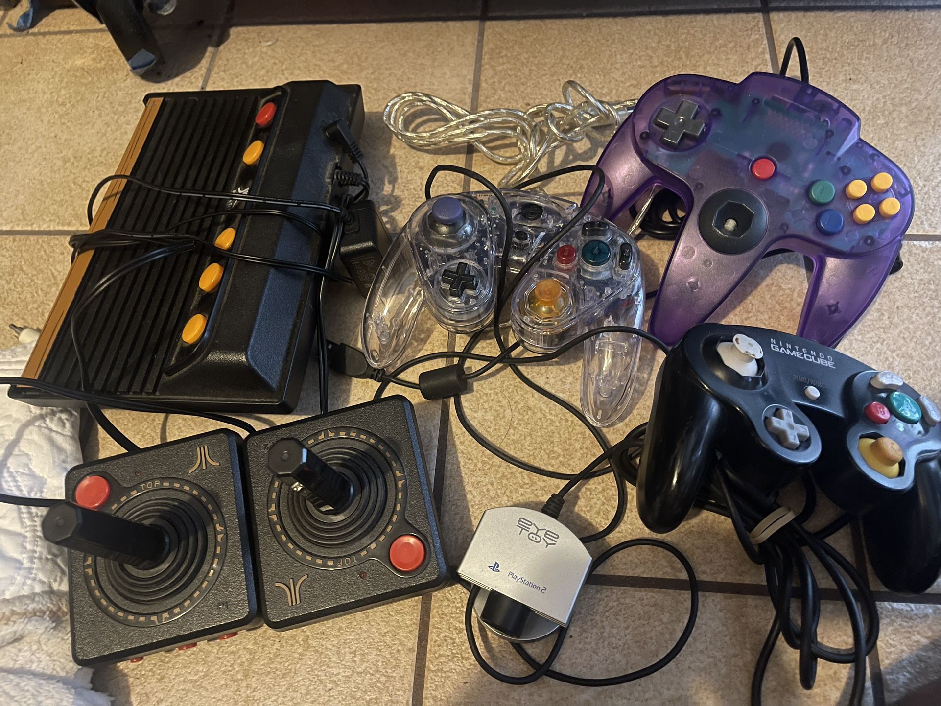 Untested/Parts AS is (Nintendo Controllers / Knock Offs / PS2 Eye Toy / Atari)