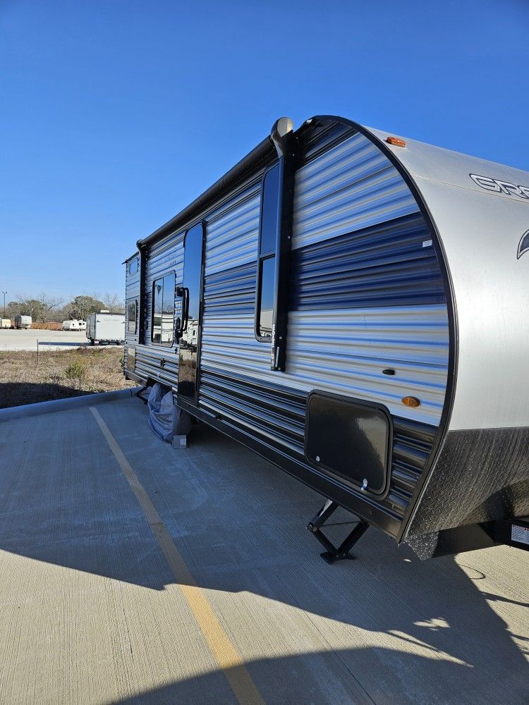 2022 Forest river 26djse