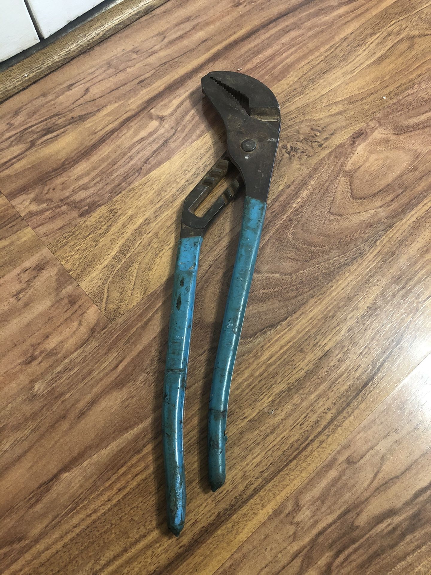 16” inches Long Channellock