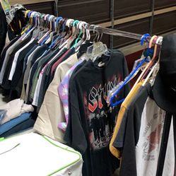 VINTAGE CLOTHING PARADISE 