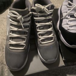 Jordan 11 gratitude/ Jordan  11 Grey Both 285 EACH