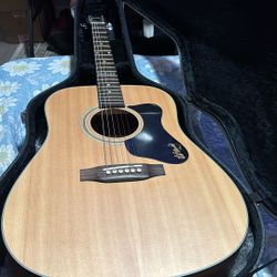 Guitar Guild 20 In Hard Case  Bob Marley