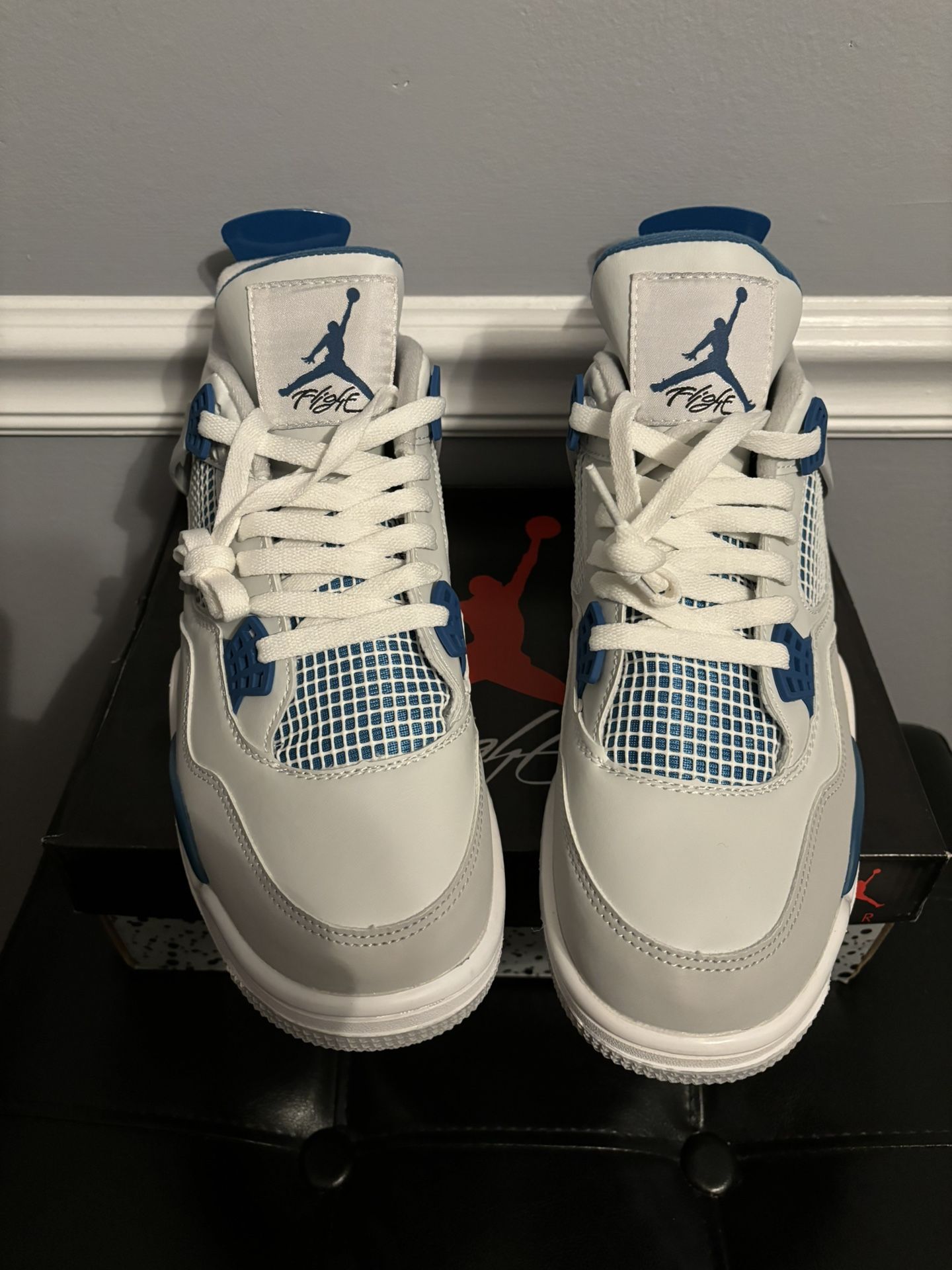 Jordan 4 Military Blue Size 10 Men’s Sneakers