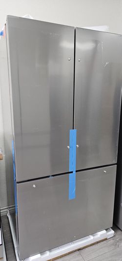 Vesta Yukon 36" Counter-Depth French Door Refrigerator with Bottom Freezer $1399