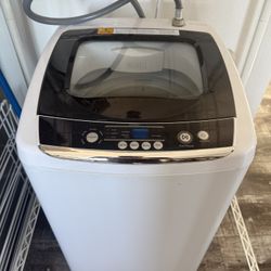 Black + Decker Portable Washer, Dryer & Rack!