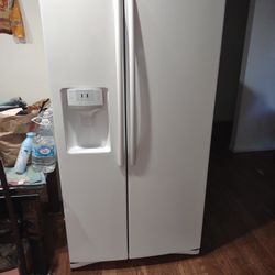 Samsung Side By Side Refrigerator 